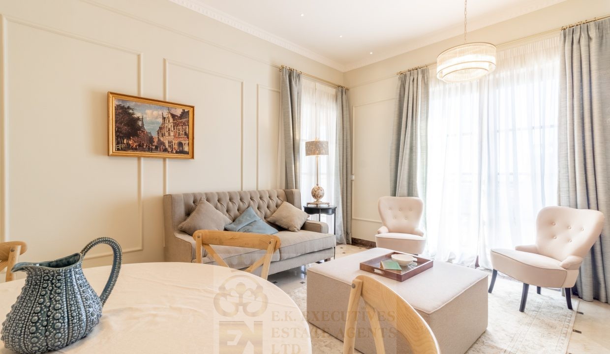 Kensington Stylish Apartment 15