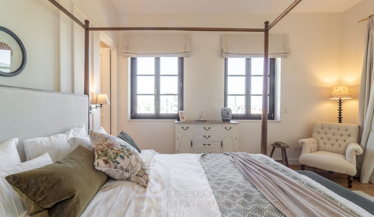 Kensington Stylish Apartment 19