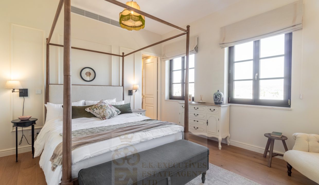 Kensington Stylish Apartment 20