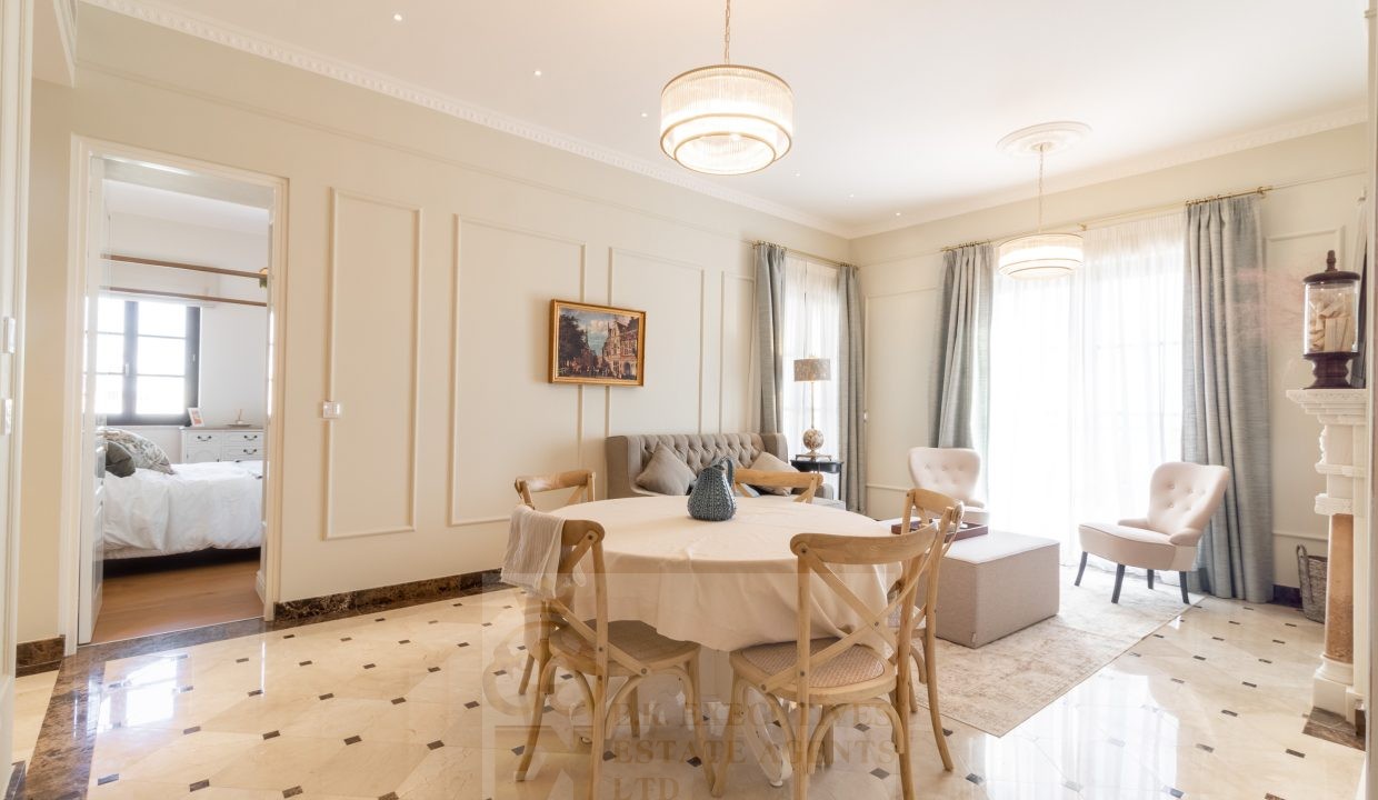 Kensington Stylish Apartment 3
