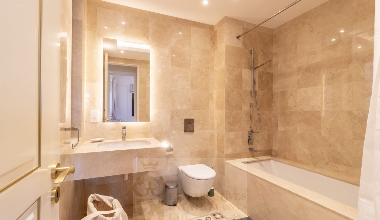 Kensington Stylish Apartment 31
