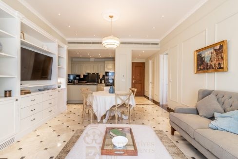 Kensington Stylish Apartment 5