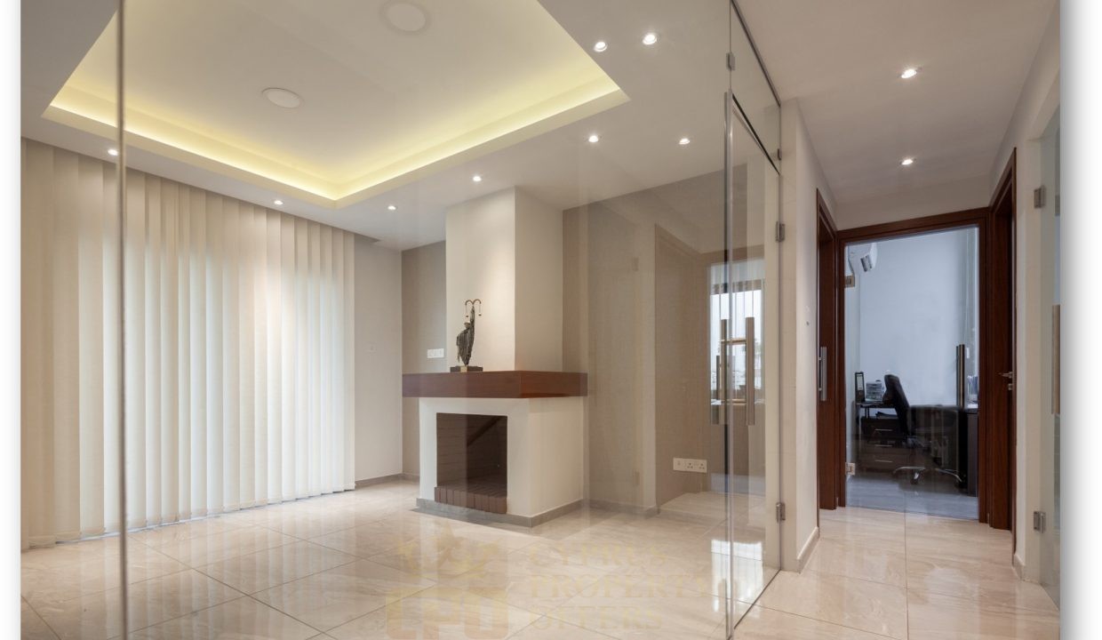 SECONDFLOOR