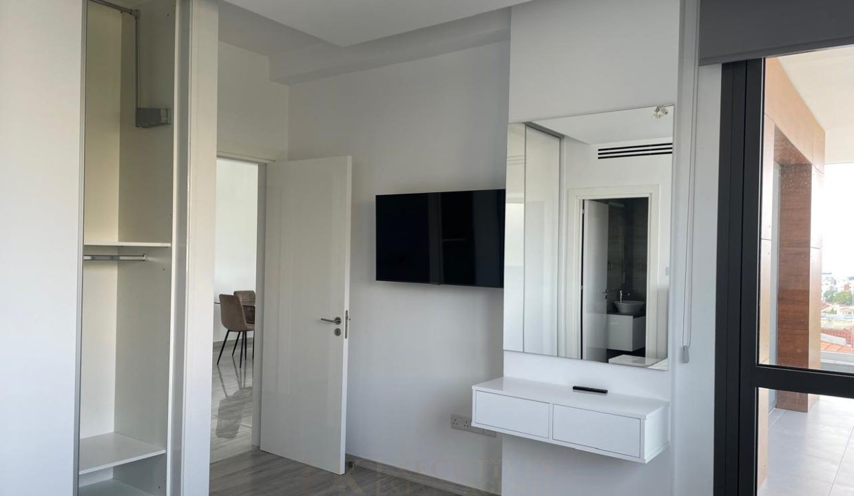 WhatsApp Image 2025-11-13 at 08.36.30