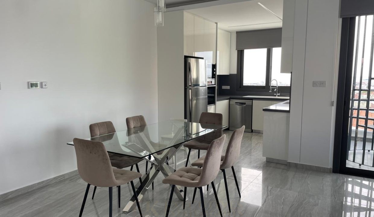 WhatsApp Image 2025-11-13 at 08.36.337