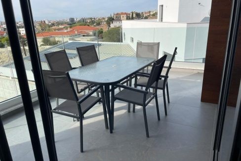 WhatsApp Image 2025-11-13 at 08.36.357