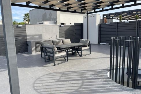 WhatsApp Image 2025-11-13 at 08.36.36