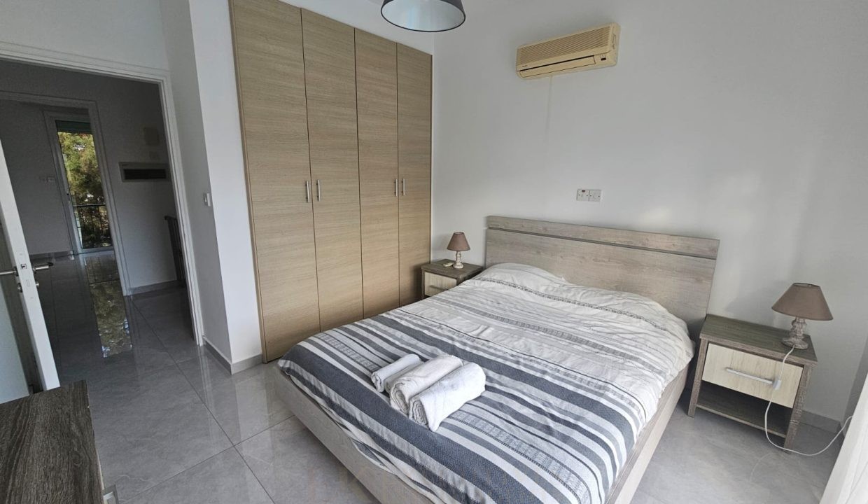 8eec5605-e952-4d15-b9f1-349a632ea6dd