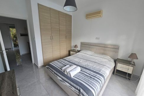 8eec5605-e952-4d15-b9f1-349a632ea6dd