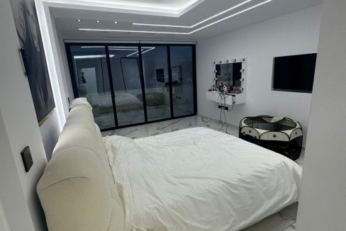 WhatsApp Image 2025-11-28 at 12.14.04_40bc785d