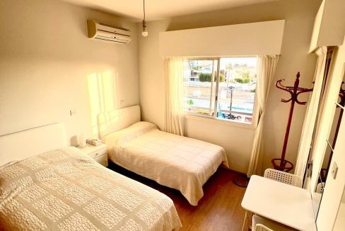 a293ac04-f0b1-4d3c-abb6-4cd3d4cd98a3