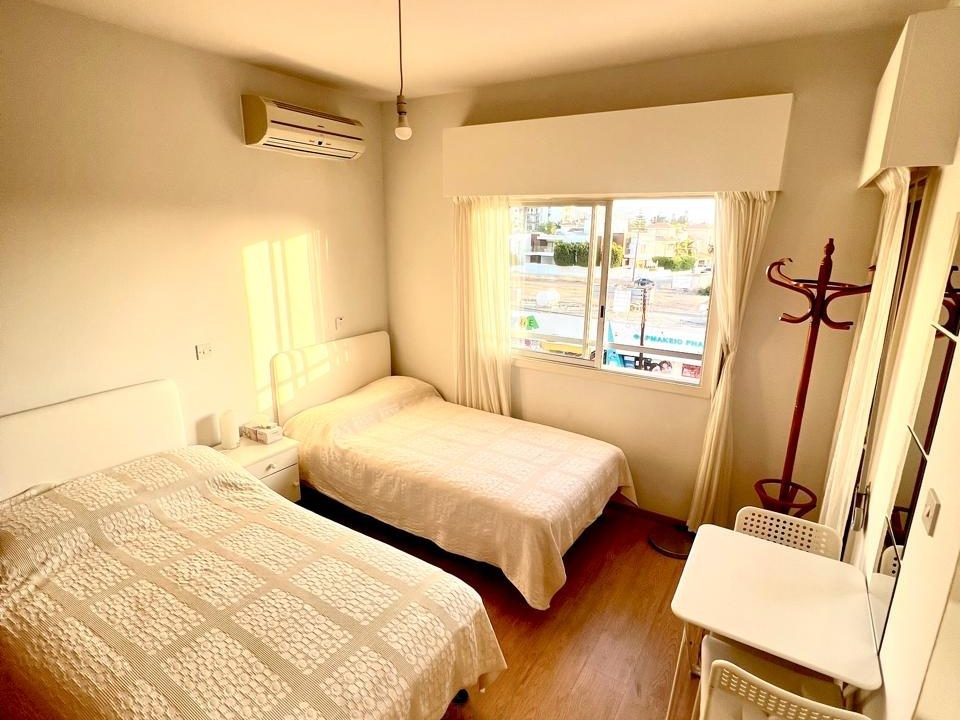 a293ac04-f0b1-4d3c-abb6-4cd3d4cd98a3