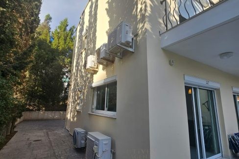 dc21141e-3851-4623-ba3d-aeb29f6c9911