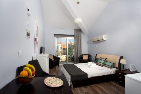 1656714574186ef4a0f781903ac915076fde66ab8e