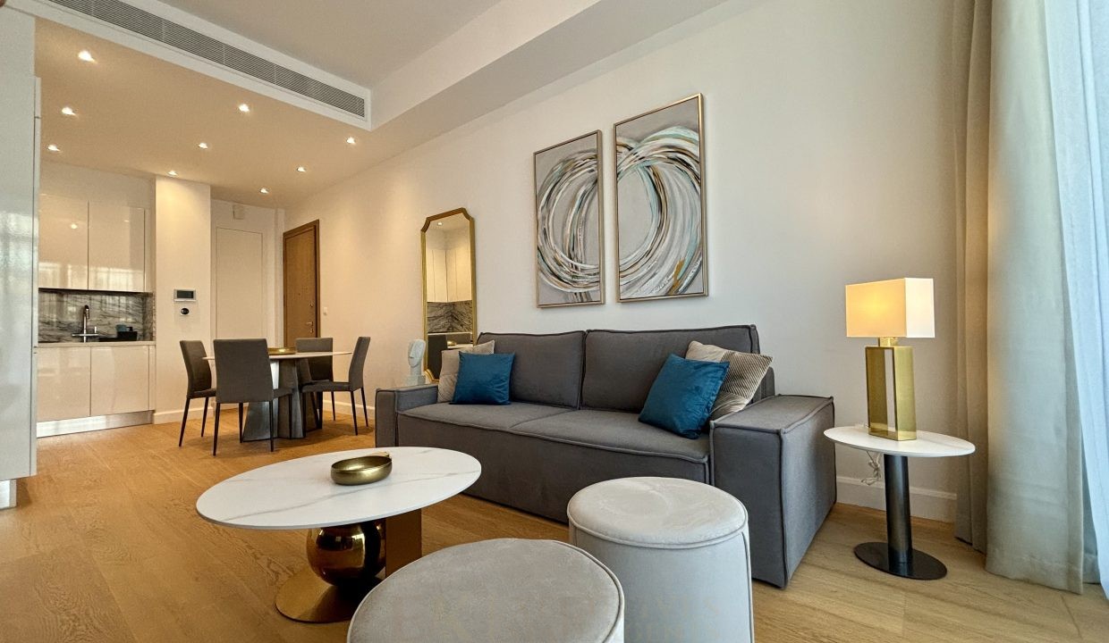 1728500011da694f372ded56a6d2c06b28eda9f599