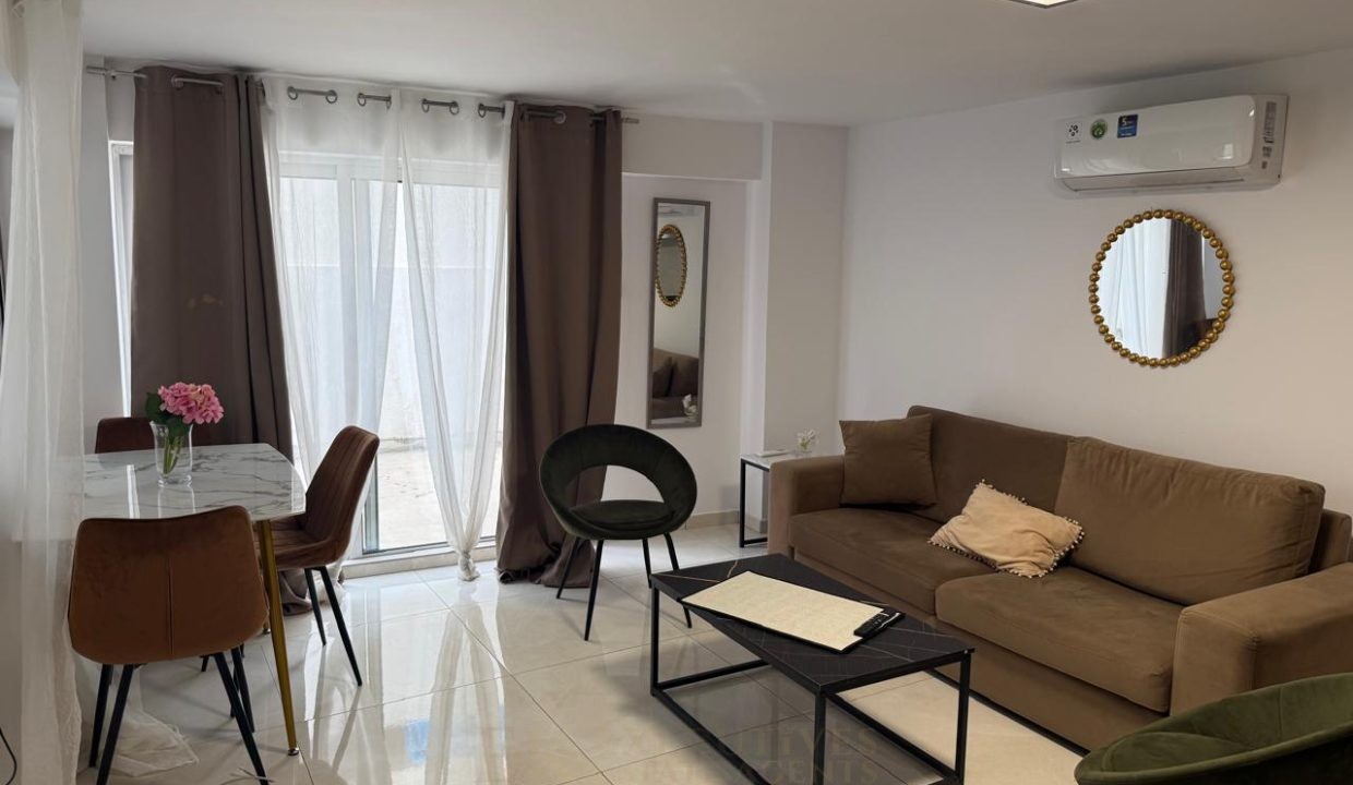 WhatsApp Image 2026-02-05 at 16.18.44rg