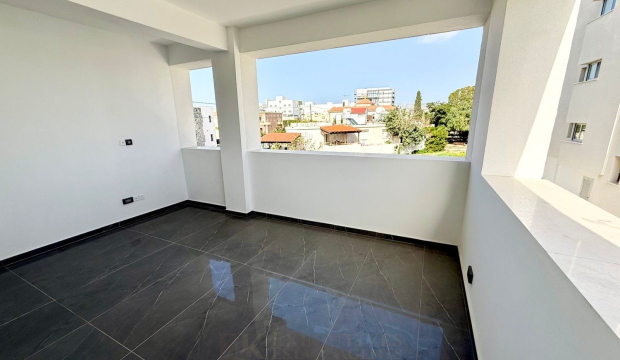 WhatsApp Image 2026-02-11 at 12.14.19Q