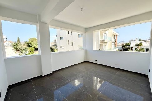 WhatsApp Image 2026-02-11 at 12.14.19V