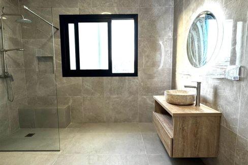 WhatsApp Image 2026-02-11 at 20.42.06F