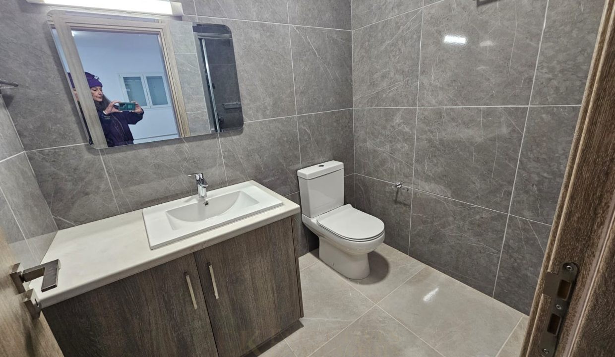 f88eda42-5ecd-408a-8987-886c7126f19c