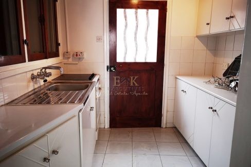 la_e3d9d0e5d2f39fed53d3cf7709a81c7b