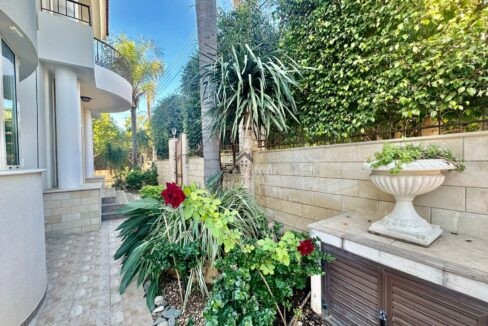 5a11250a-a286-45fc-8723-8f68443572ee