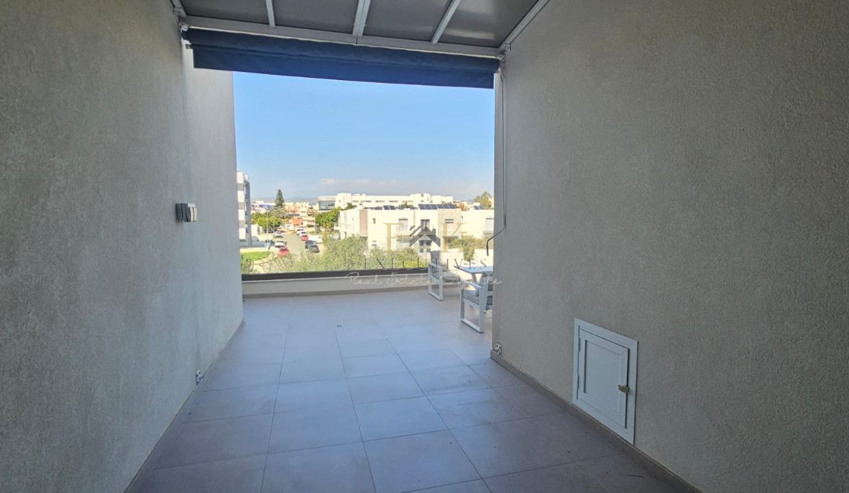 WhatsApp Image 2026-03-01 at 09.39.08S