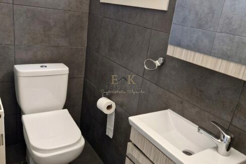 4e099969-d0f8-412e-a5d9-fa9df53f23d7