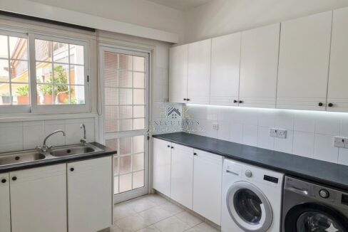 61cb36f5-9954-44ae-b31c-5c24aae015ea