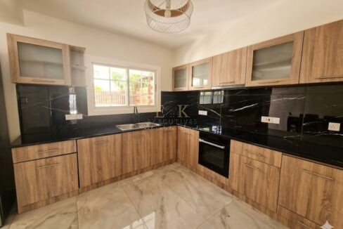 6cd0d13b-0886-458d-bf3f-67a03d4e5959