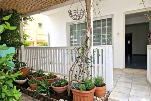 86287351-d476-4a7f-90f6-805d74bbf79c