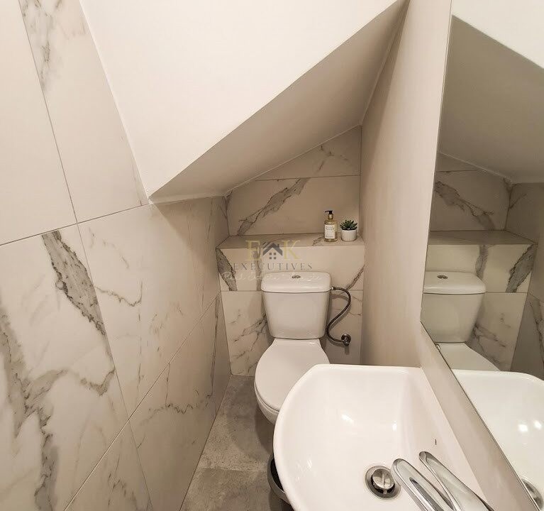 9cf025f2-9e12-49b6-a5ae-bb4fe6468c49