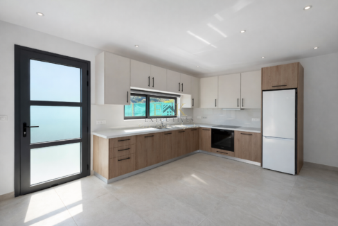 BCO.b9ebfe07-648d-4323-a3de-41d89b3b0b7e