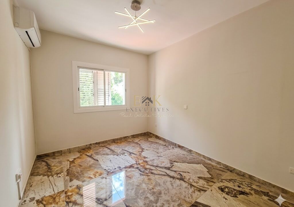 a9c1aac9-a5f8-4d5b-ad50-e25e23a4659f