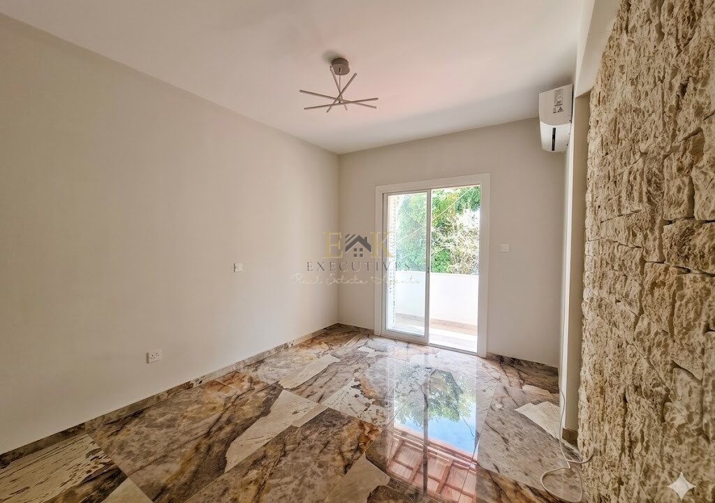 b985c8d9-2909-46d9-b91a-aa12781916fd