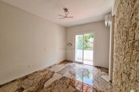 b985c8d9-2909-46d9-b91a-aa12781916fd